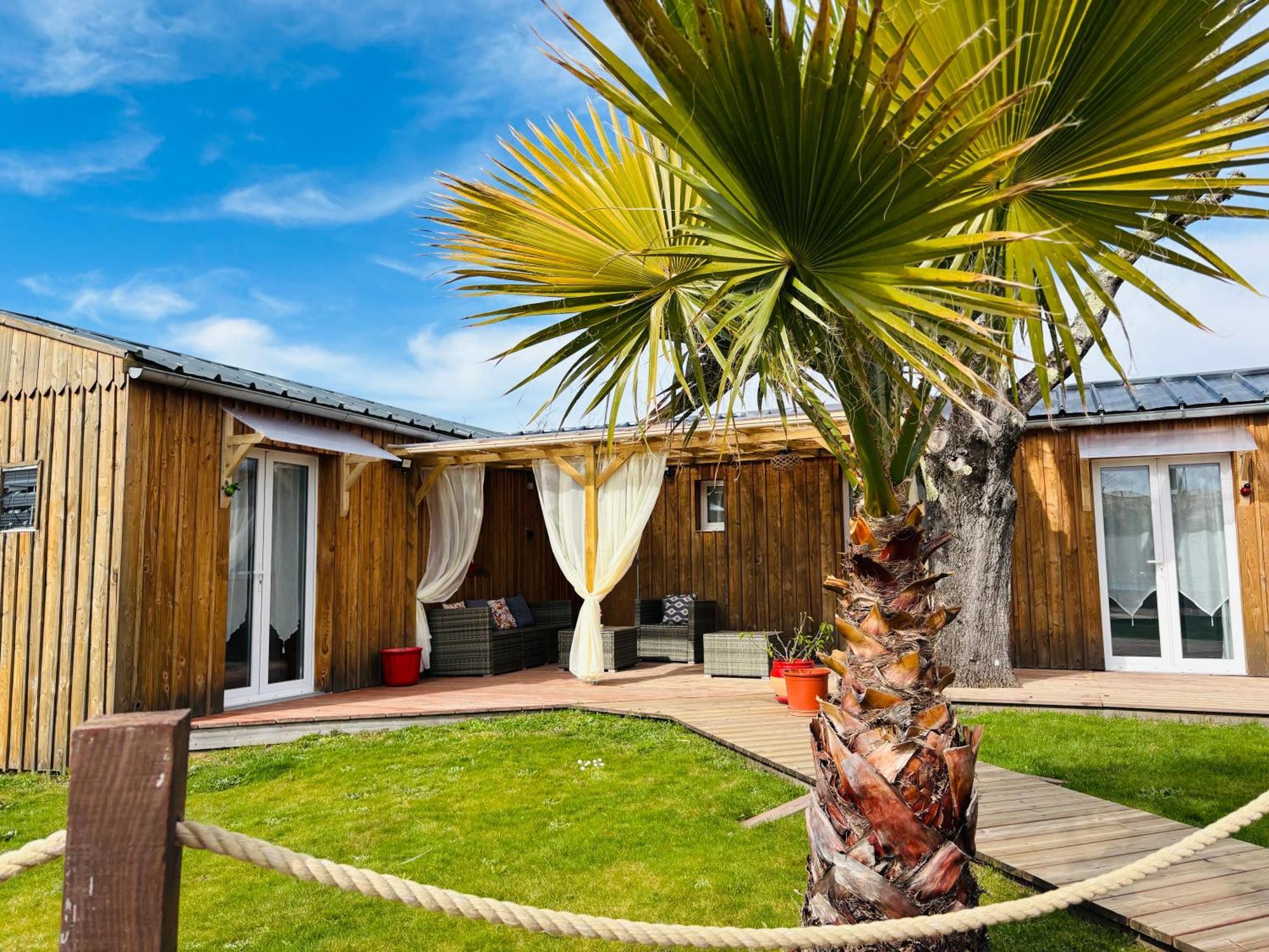 Les Petits Chalets De Kzo La Teste-de-Buch Exteriör bild